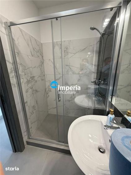 Spațiu comercial, de 590 mp, în Tomești
