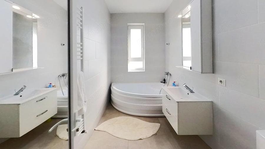 Apartament cu 2 camere decomandat în Golești (Ștefănești)
