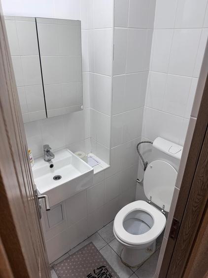 Apartament 3 camere , 2 bai , balcon inchis , 88mp , zona Alfa - 4