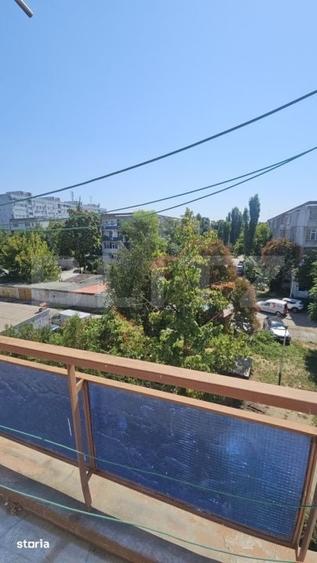 Apartament cu 3 camere în Liești