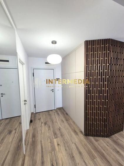 Apartament cu 2 camere decomandat, mobilat în Cetate