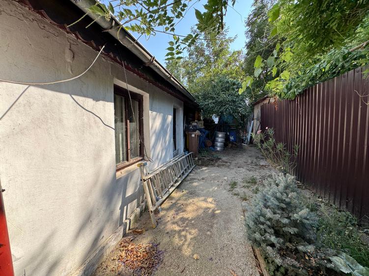 Casă cu 3 camere cu Canalizare în Doamna Ghica