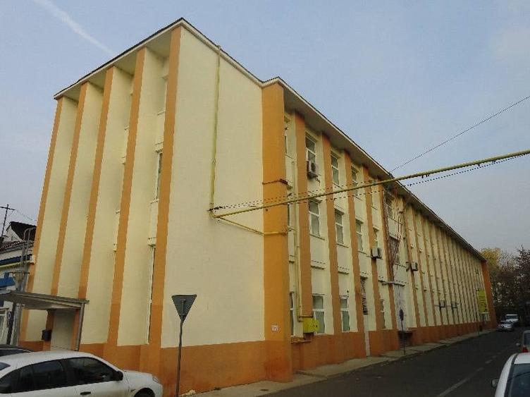 Birou, de 238 mp, în Splaiul Independenței