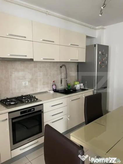 Apartament cu 2 camere decomandat în Răcădău