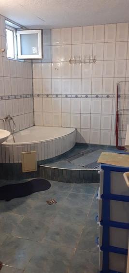 Garsonieră decomandată în Păcii
