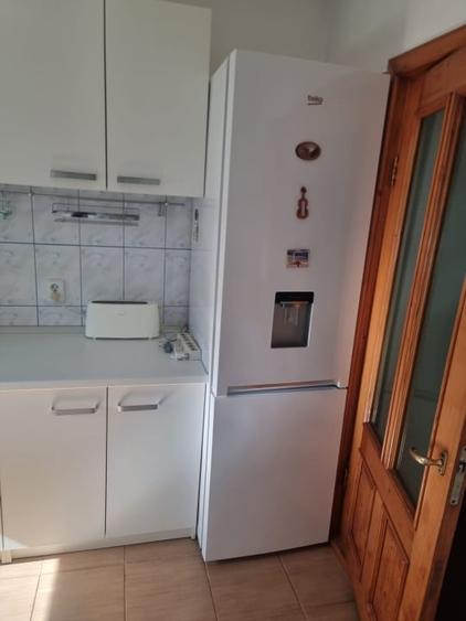 Apartament 3 camere, 52 mp, zona Piata Mica - 2