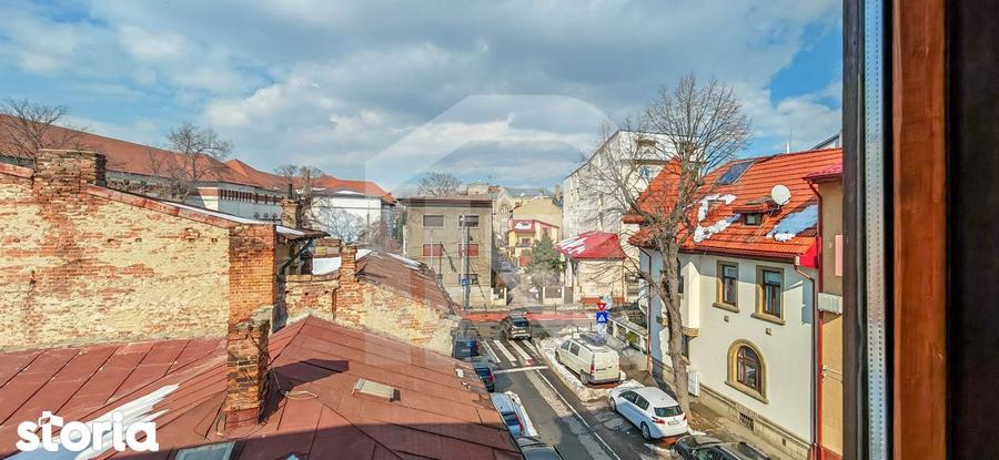 Casă cu 5 camere cu Teren 128 Mp în Iancului