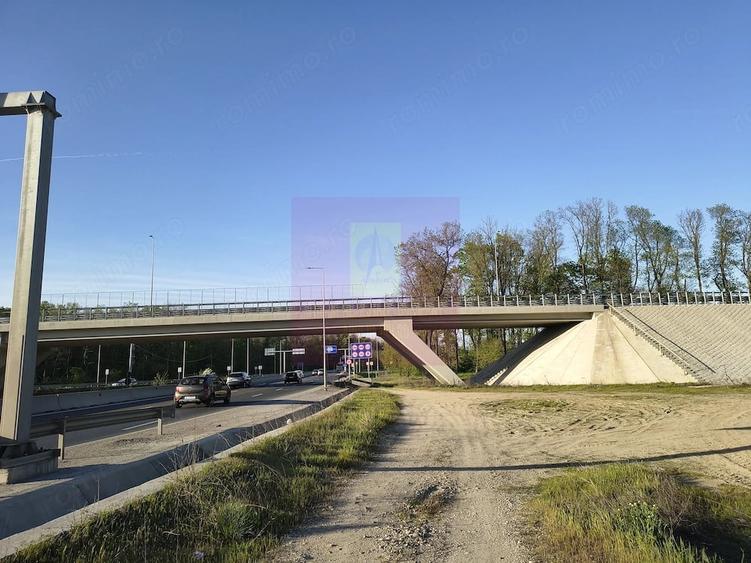 Teren de 4370 mp, în 1 Decembrie