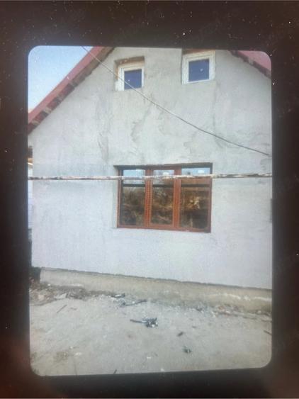 Casă cu Teren 72 Mp în Central