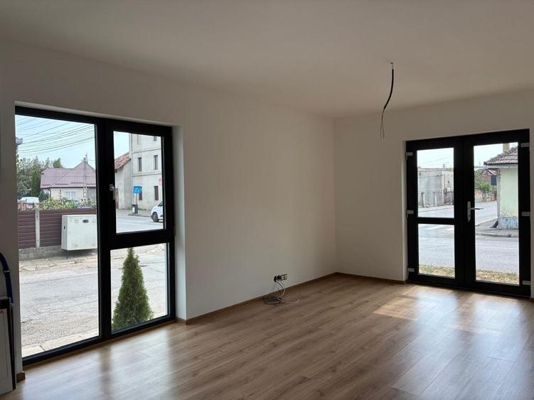 Spațiu comercial, de 62 mp, în Central