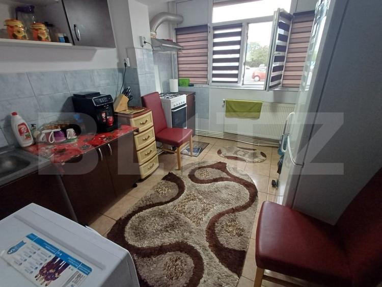 Apartament cu 2 camere, decomandat, 41 mp, parter, mobilat și utilat, zona 9 Mai - 3