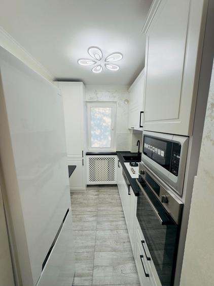 Apartament cu 3 camere decomandat în Păcurari