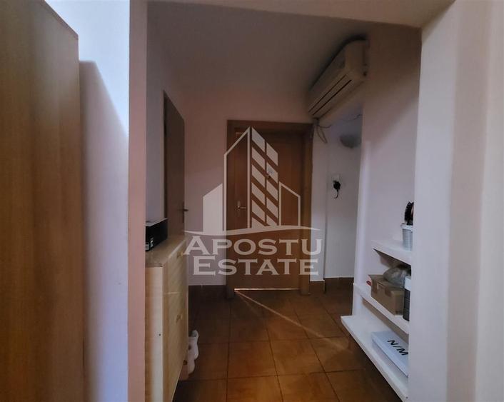 Apartament cu 3 camere decomandat, mobilat în Bucovina