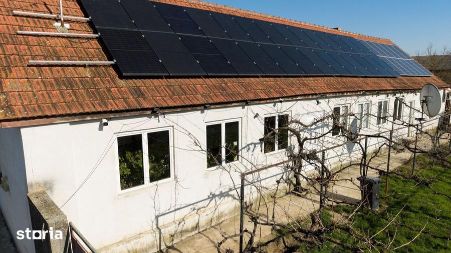 Casă cu 3 camere cu Canalizare în Central