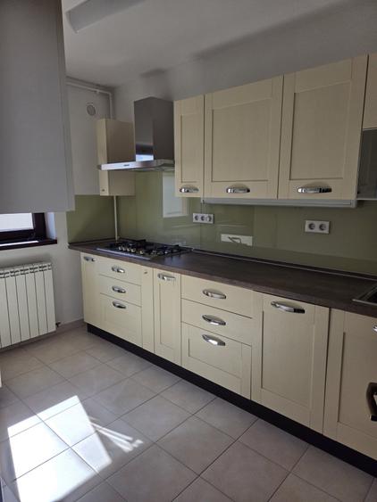 Duplex cu 7 camere cu Teren 170 Mp în Dorobanți