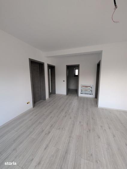 Casă cu 3 camere în Trebeș