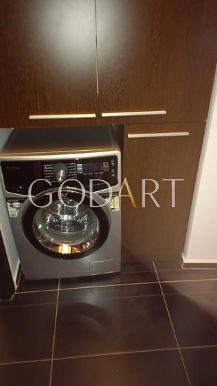 Apartament cu 2 camere semidecomandat, mobilat în Dristor