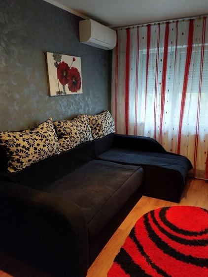 Apartament cu 3 camere decomandat în Exterior Vest