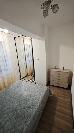Apartament cu 2 camere decomandat în Hala Centrală