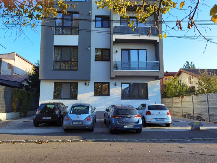 Apartament cu 2 camere semidecomandat în Eroii Revoluției