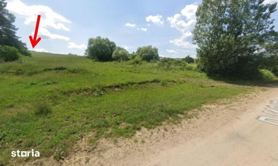 Teren de 6400 mp, în Central