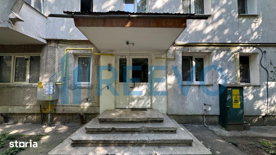 Apartament cu 2 camere semidecomandat, mobilat în Bistrița Lac