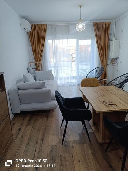 Apartament cu 2 camere decomandat în Aradului