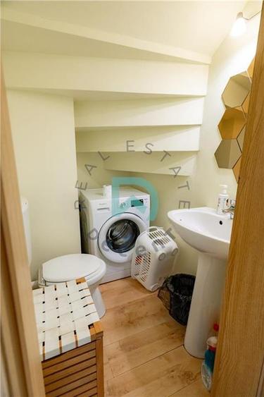 Apartament cu 3 camere decomandat, mobilat în Centrul Civic