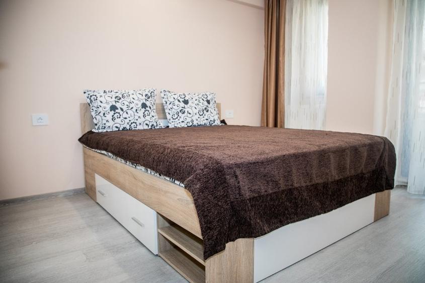Apartament cu 2 camere decomandat, mobilat în Tomis Plus