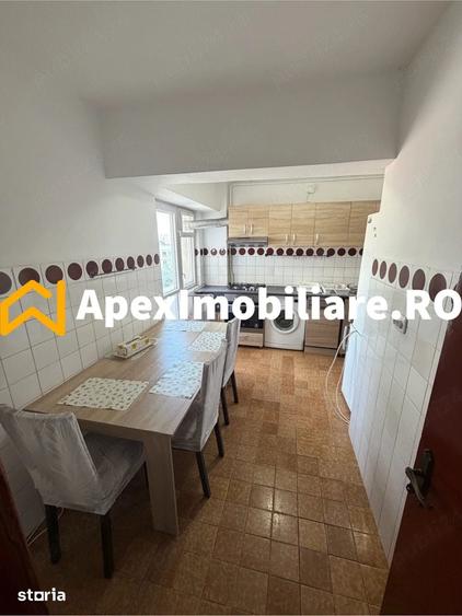 Apartament cu 4 camere decomandat în Centrul Civic