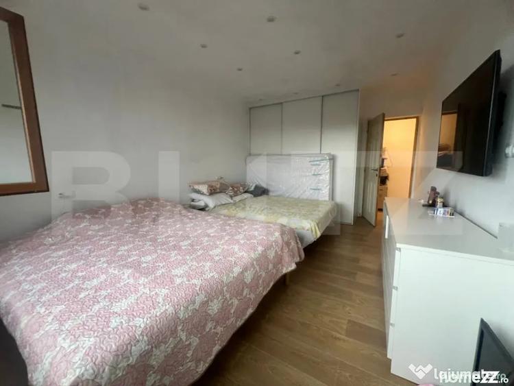 Casa cu 5 camere, 217 mp utili, 1396 mp teren, Cartierul Pri - 7