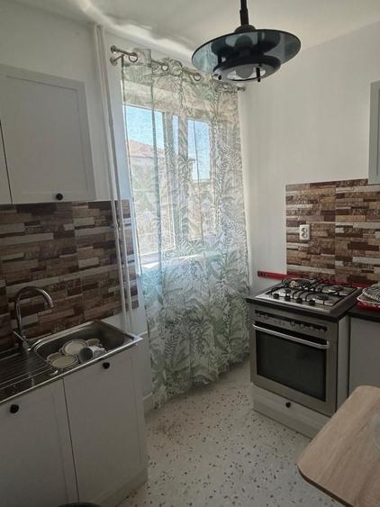 Apartament cu 2 camere decomandat în Rogerius