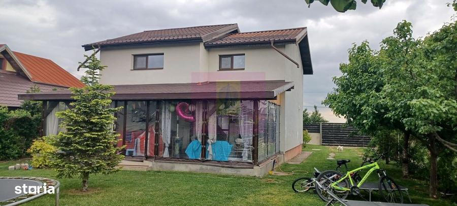 Sabareni, casa 2011, P+M 4 camere + dependinte, curte 500 mp - 11