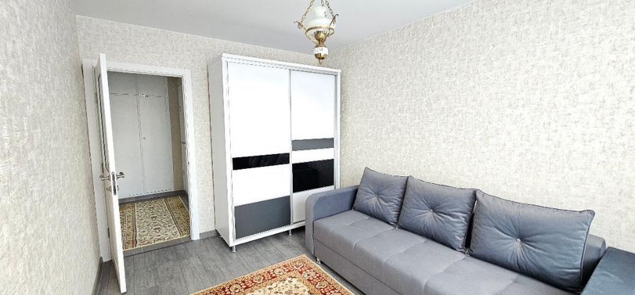 Apartament cu 2 camere decomandat în Plopilor