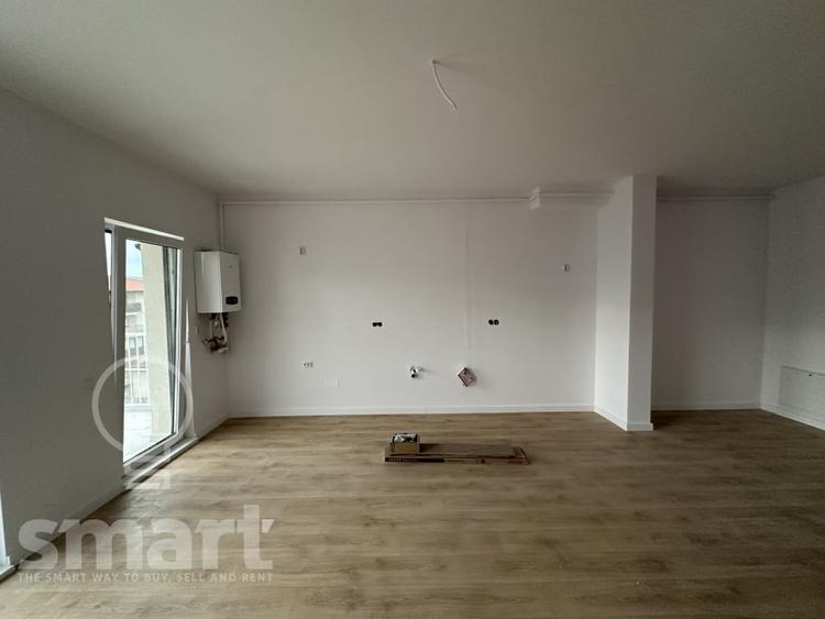 Apartament cu 2 camere semidecomandat în Florești