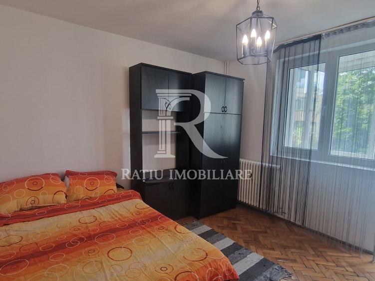 Apartament cu 2 camere decomandat, mobilat în Ultracentral