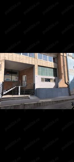 Spațiu comercial, de 46 mp, în Central