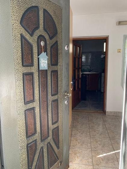 Casă cu 4 camere cu Teren 2417 Mp în Central