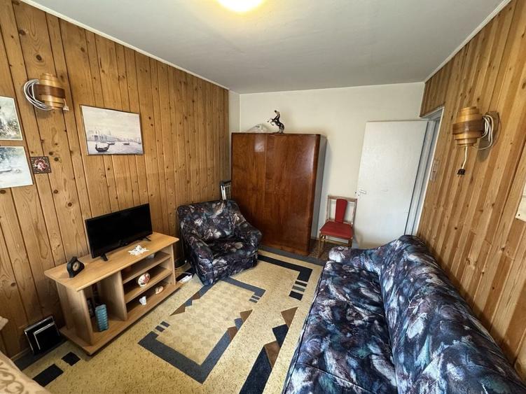 Apartament decomandat izolat 67 mp Codrul Cosminului - 1