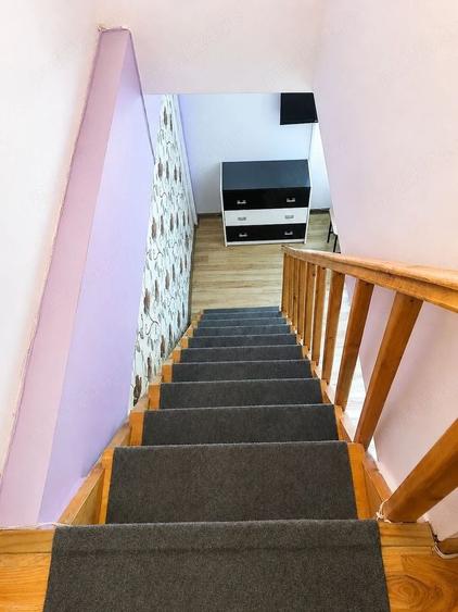 Apartament cu 2 camere semidecomandat, mobilat în P-ța Reșița