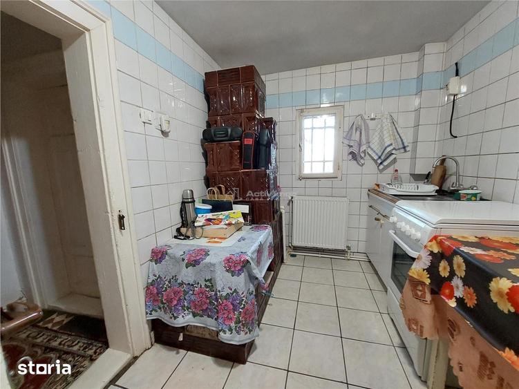 Casă cu 5 camere cu Teren 3815 Mp în Vernești