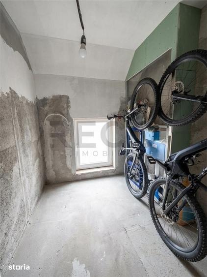 Casă cu 4 camere cu Teren 300 Mp în Sânmartin