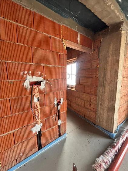 DUPLEX PREMIUM DESPARTIT PRIN GARAJ. MOSNITA NOUA. 4 CAMERE - 12