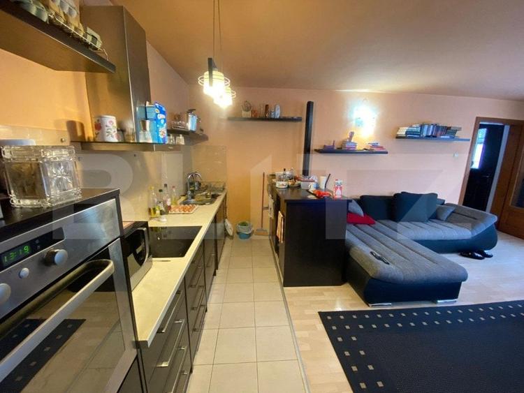 Casă individuală cu 10 camere cu Garaj în Griviței