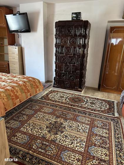 Casă cu 5 camere cu Teren 1430 Mp în Gurghiu