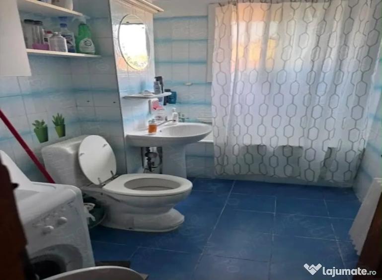 De inchiriat apartament 3 camere in zona Lipovei - 2
