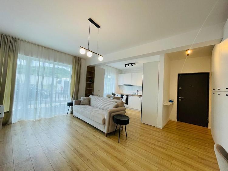 Apartament cu 2 camere semidecomandat, mobilat în Florești — fotografia 3