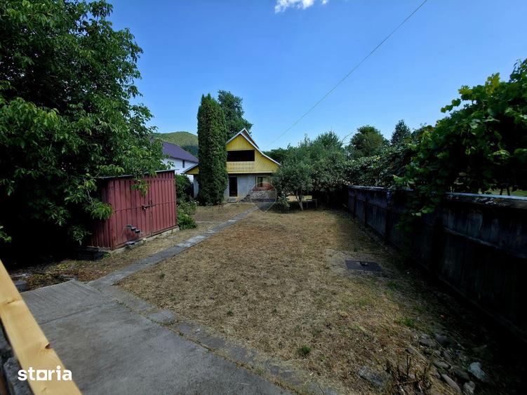 Casă cu 3 camere cu Teren 803 Mp în Alexandru cel Bun