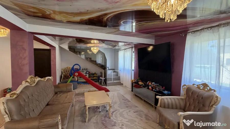Casă cu 5 camere cu Teren 457 Mp în Ciorogârla