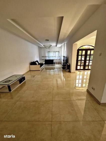 Casă cu 5 camere cu Teren 307 Mp în Bucureștii Noi